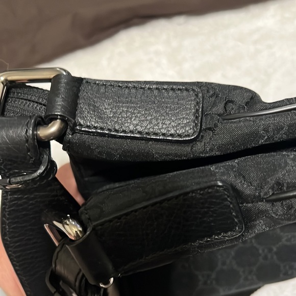 Gucci Messenger Bag - Picture 7 of 11
